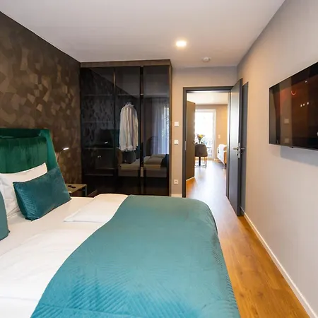 B-chill Hotel